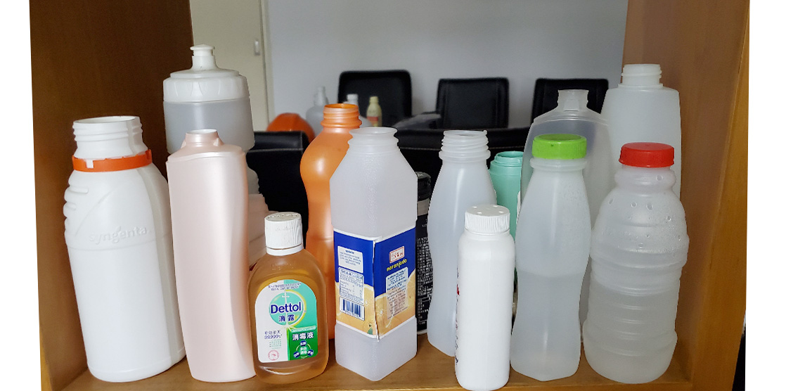 Plástico PE botella .