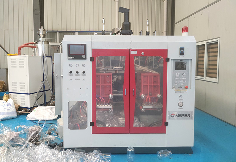 Meper PetG golpe moldeo máquina .